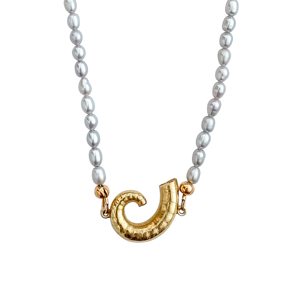 SEASHELLS "Swirl" PEARLS NECKLACE